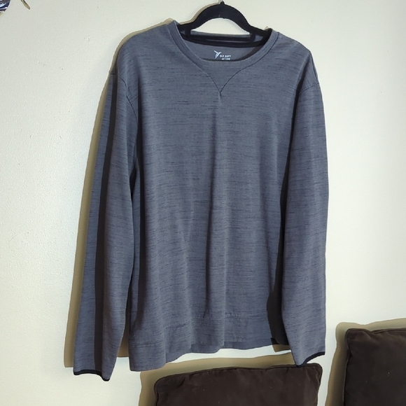 Old Navy Gray Long Sleeve Tee - Picture 2 of 4